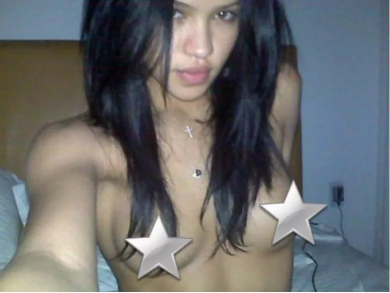 Nude Pics Of Rihanna And Cassie 100