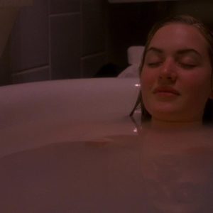 Kate Winslet totally naked in Heavenly Creatures
