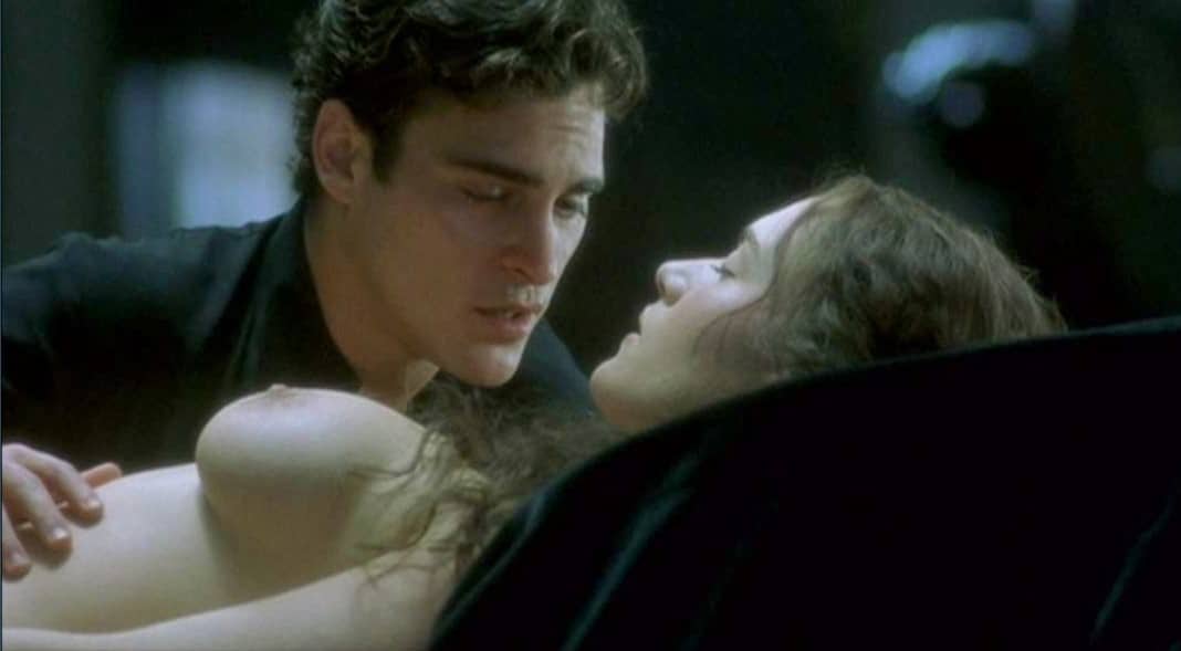 Kate Winslet hard nipplescene with Joaquin Phoenix