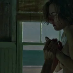Kate Winslet Mildred Place sex