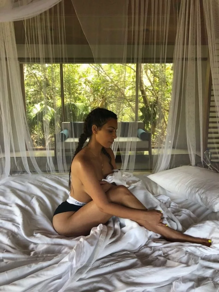 Kim Kardashian fappening leak