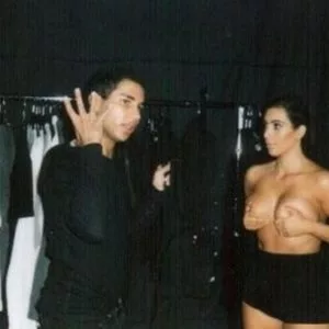 Strip photoshoot dress leaked kardashian nude kim Kourtney Kardashian