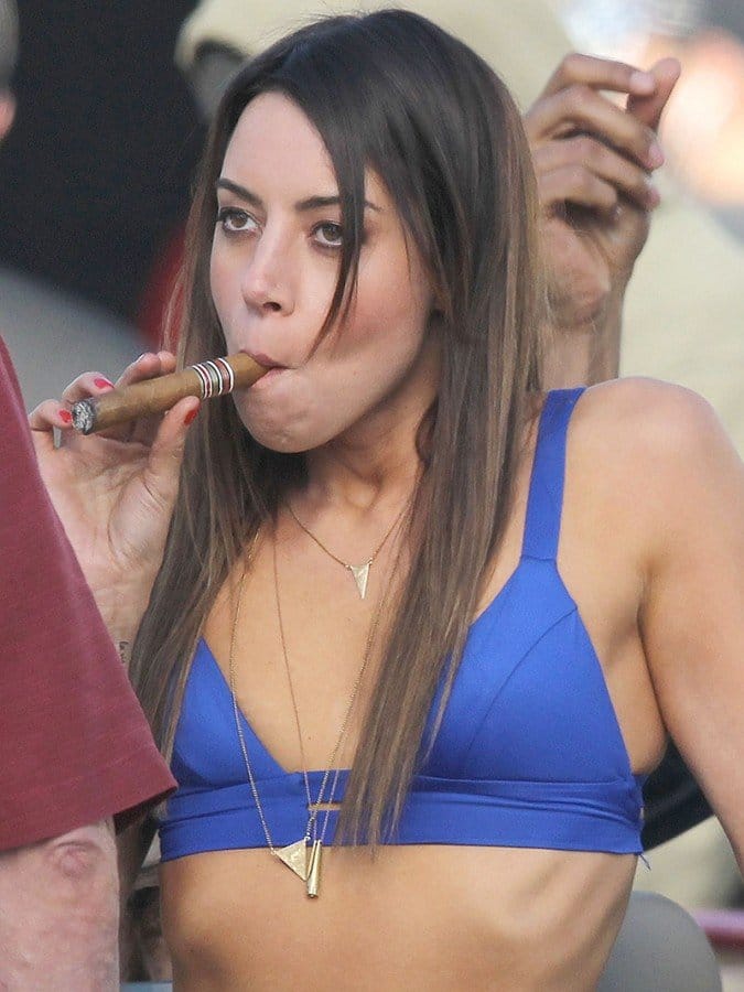 Aubrey Plaza cigar cock