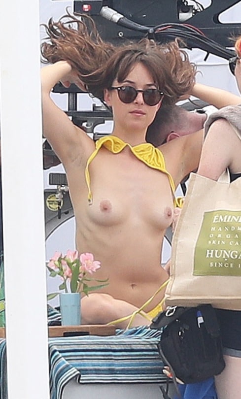 Dakota Johnson Nude Private Pics — Leaked Tits & PUSSY! – Celebs Unmasked