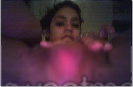 Vanessa Hudgens nude leaked photos 2011 (1)