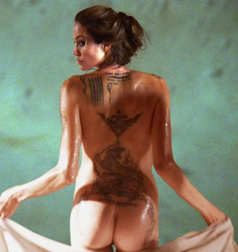 Angelina Jolie bare ass
