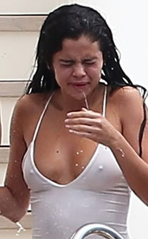 Selena Gomez nipples in see through
