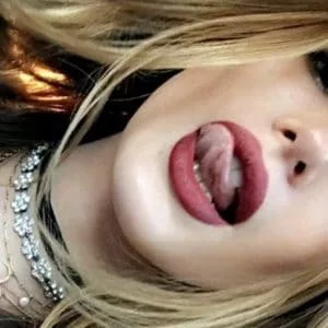 Bella Thorne Dirty Snapchat – New Pic!