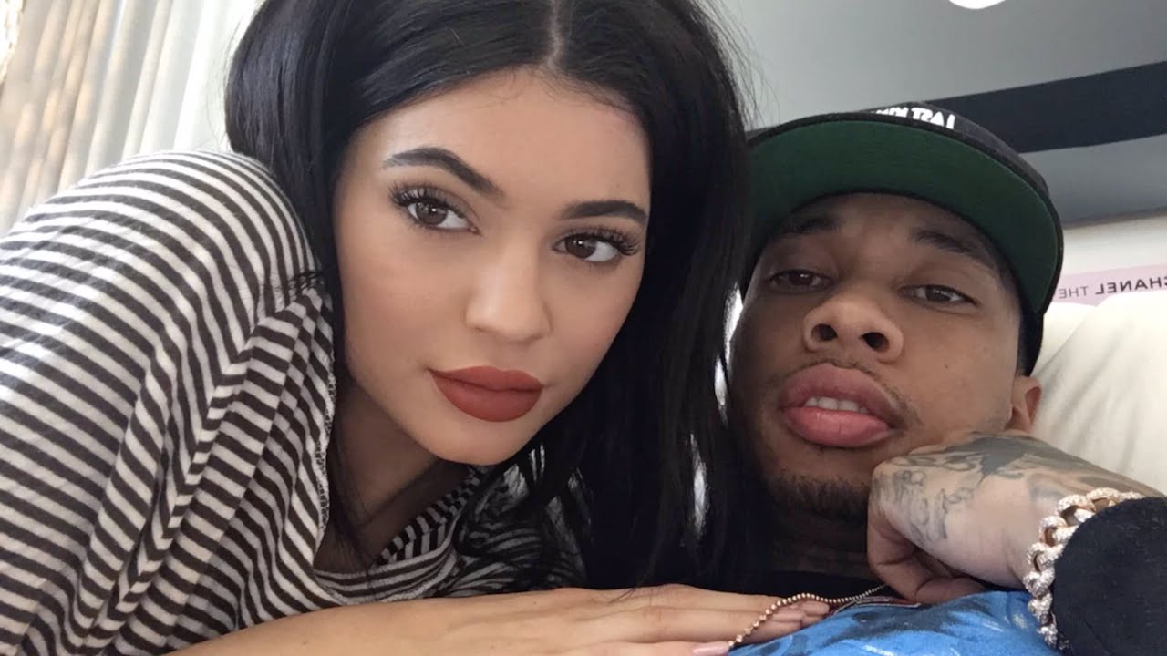 kylie jenner and tyga in bed together snapchat