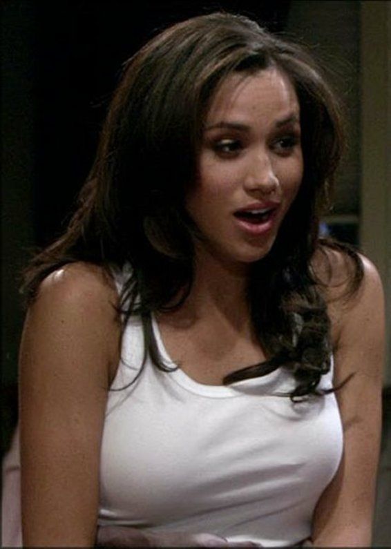 Meghan Markle see through nipples exposed (2)