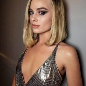 Margot Robbie tits