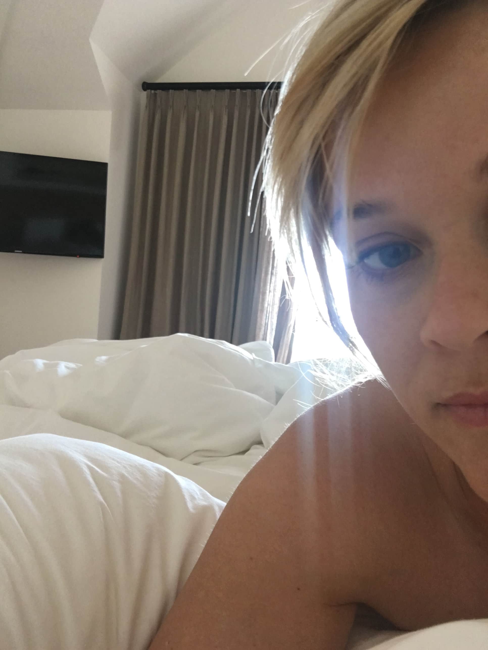 Reese Witherspoon boobs show