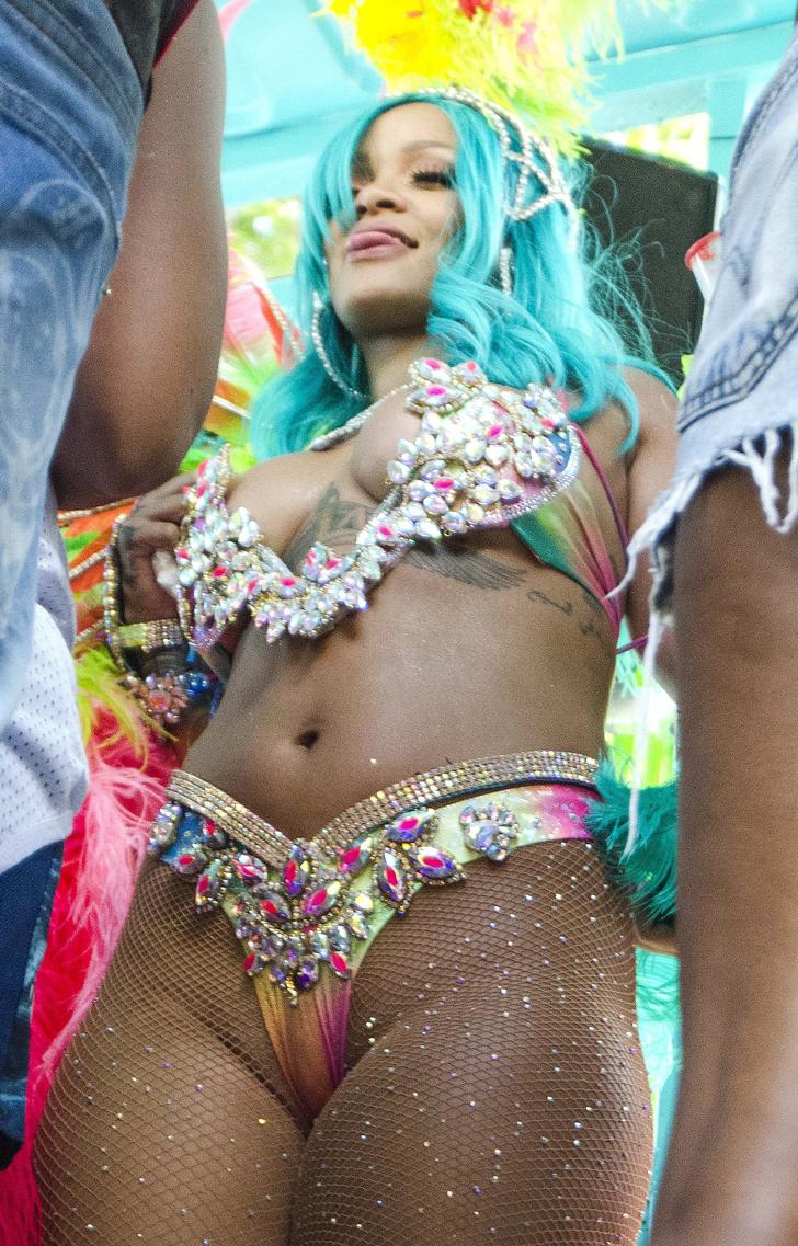 Rihanna exposing boobs