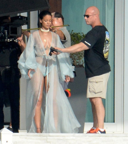 Rihanna sexy leaks