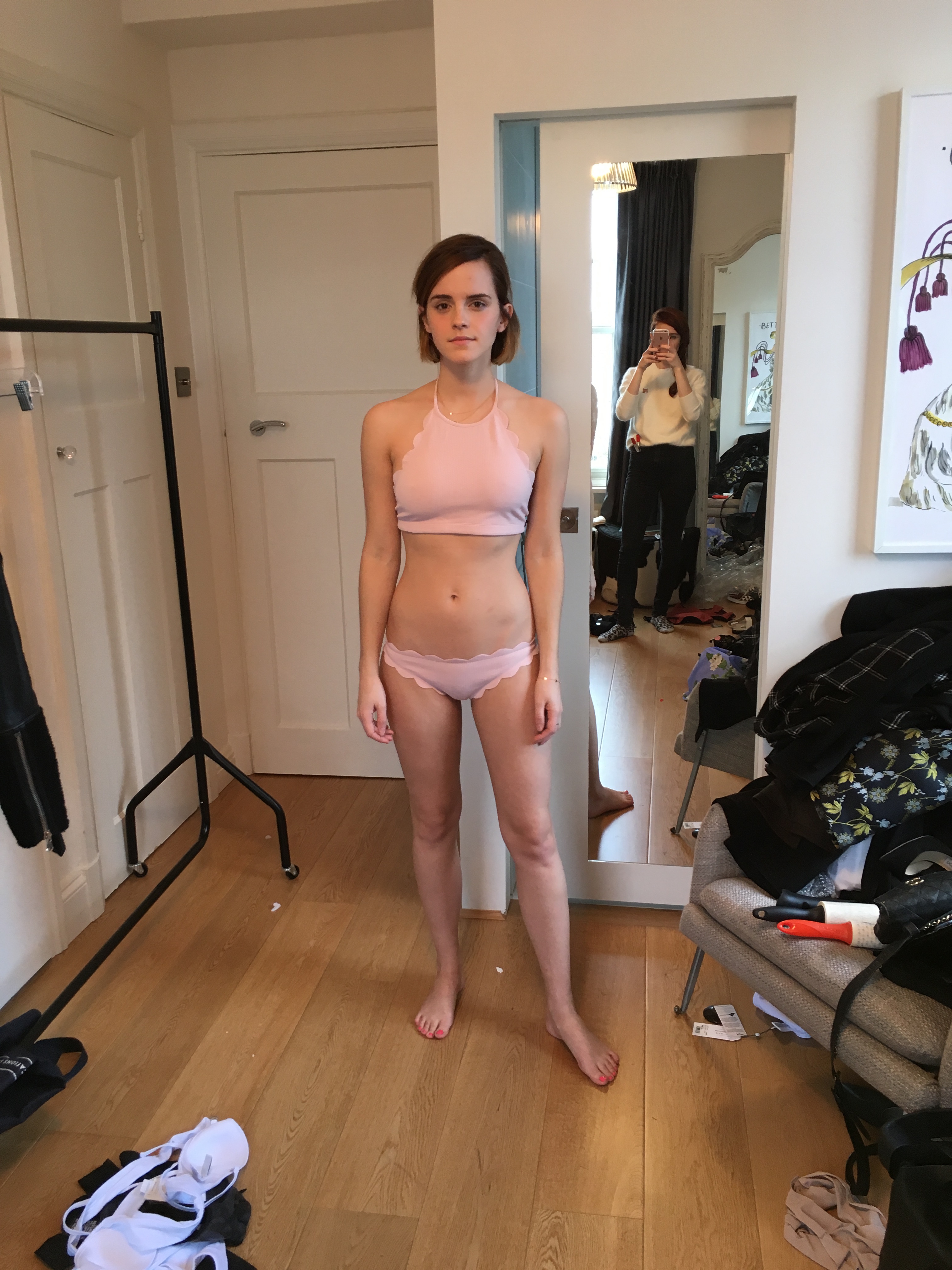 Emma Waton hot naked legs