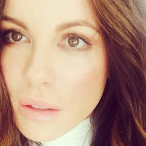 Kate Beckinsale Nude, Topless Pics & Videos Exposed!