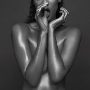 Tyra Banks hot boobs