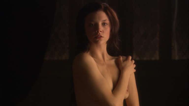 Natalie Dormer nude boobs