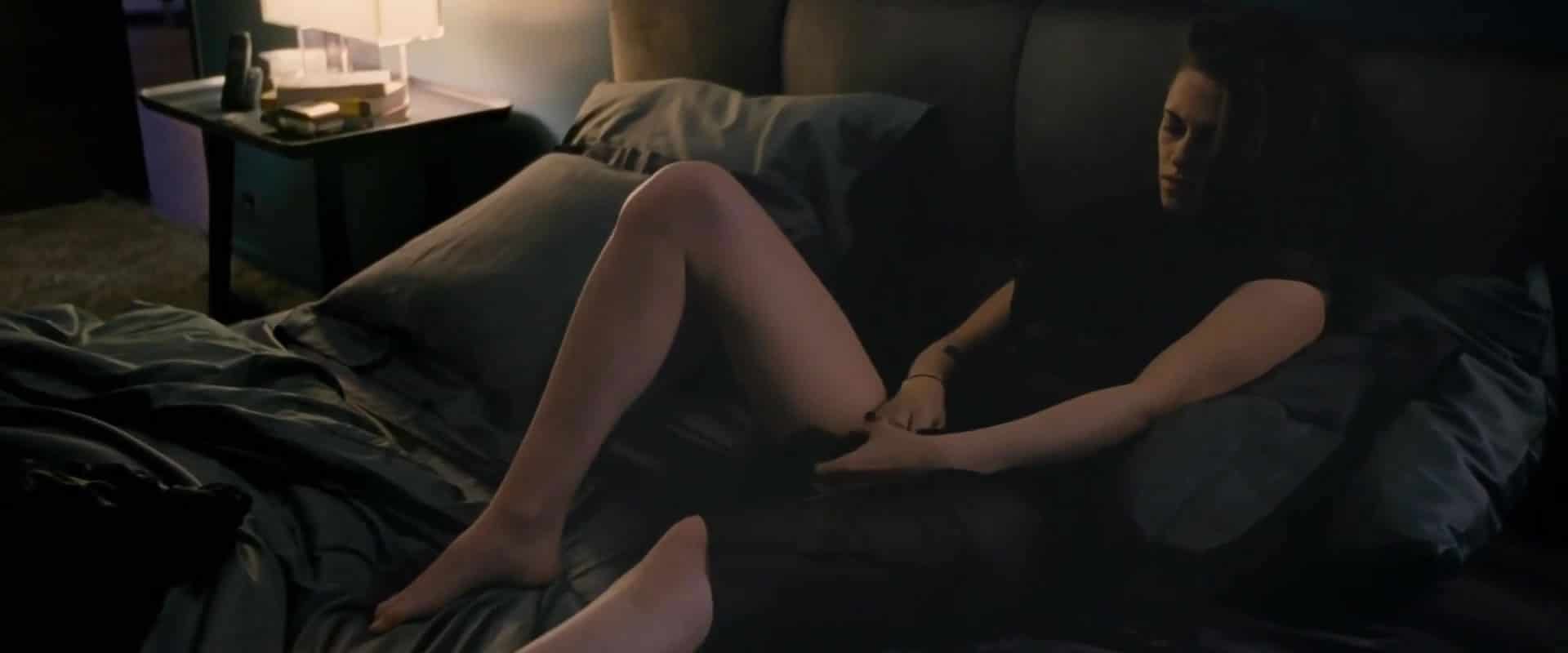Kristen Stewart hard nipples